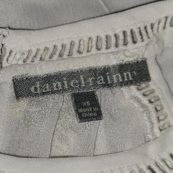 Daniel Rainn Rizer Halter Top - Picture 6 of 10